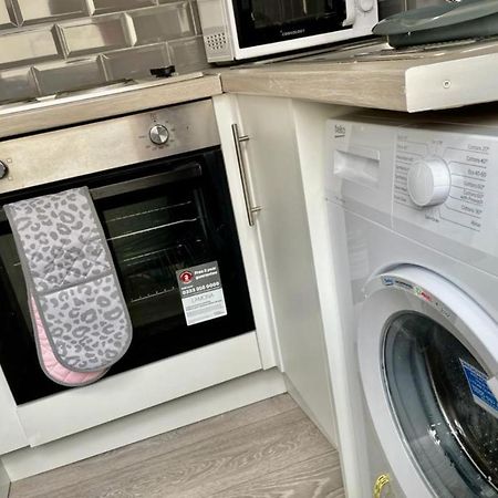 Cardiff City Centre Apartment- Penarth Road Luaran gambar