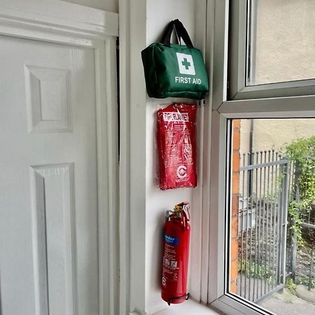 Cardiff City Centre Apartment- Penarth Road Luaran gambar
